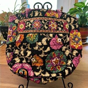 Vera Bradley Suzani Tote Bag Purse /2
Pocket Shoulder Straps